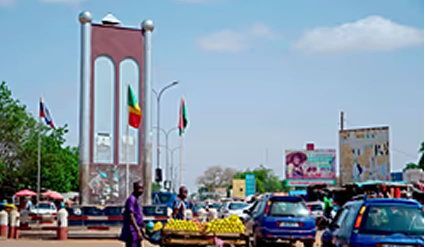 Niger: Fuel shortages leave drivers stranded in Niamey